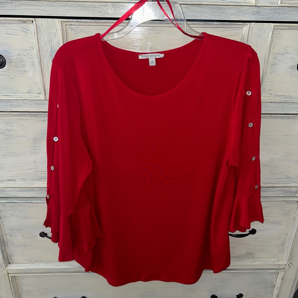 Women’s blouse